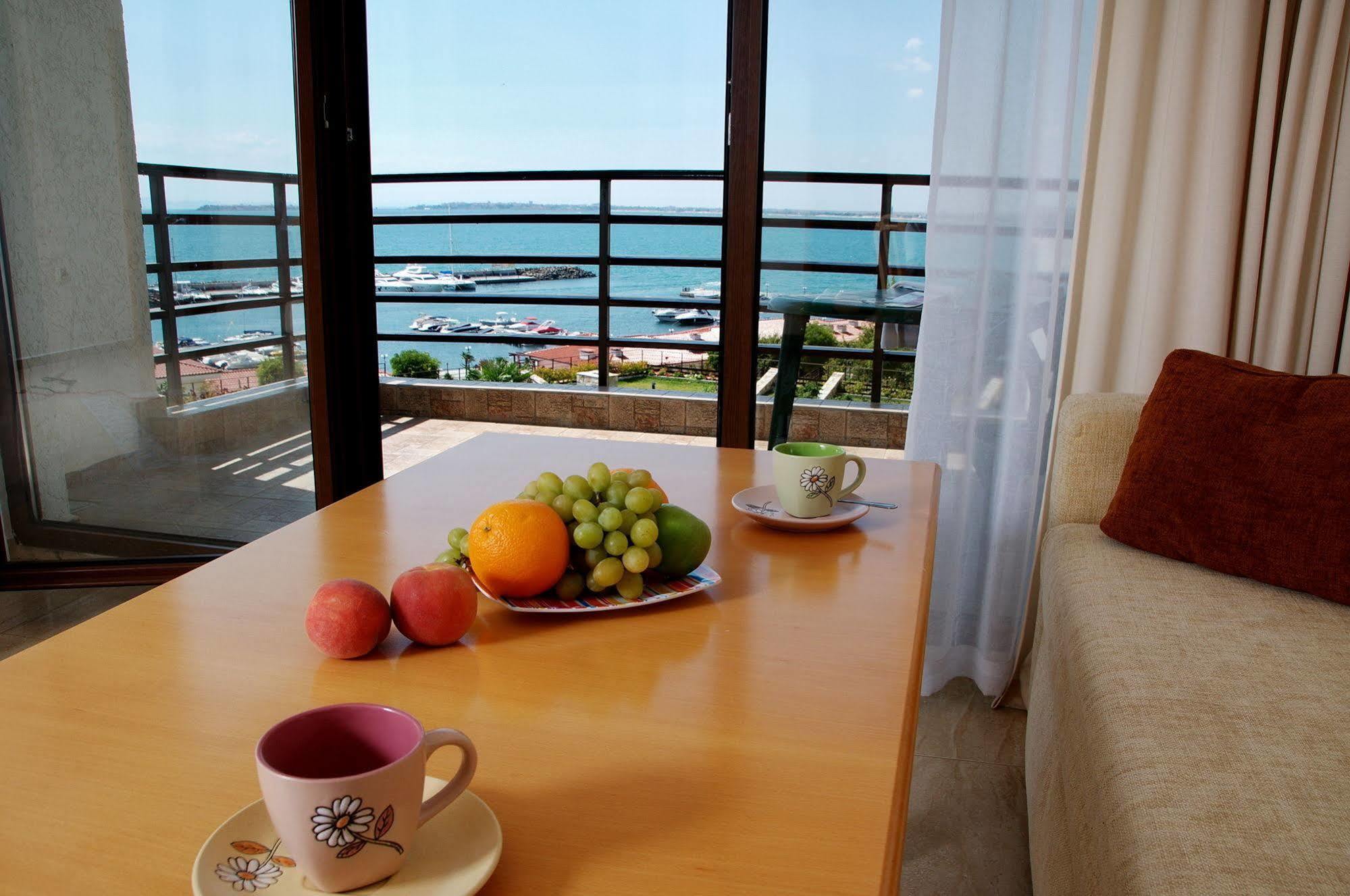 Diamond Apartments Sveti Vlas Exterior photo