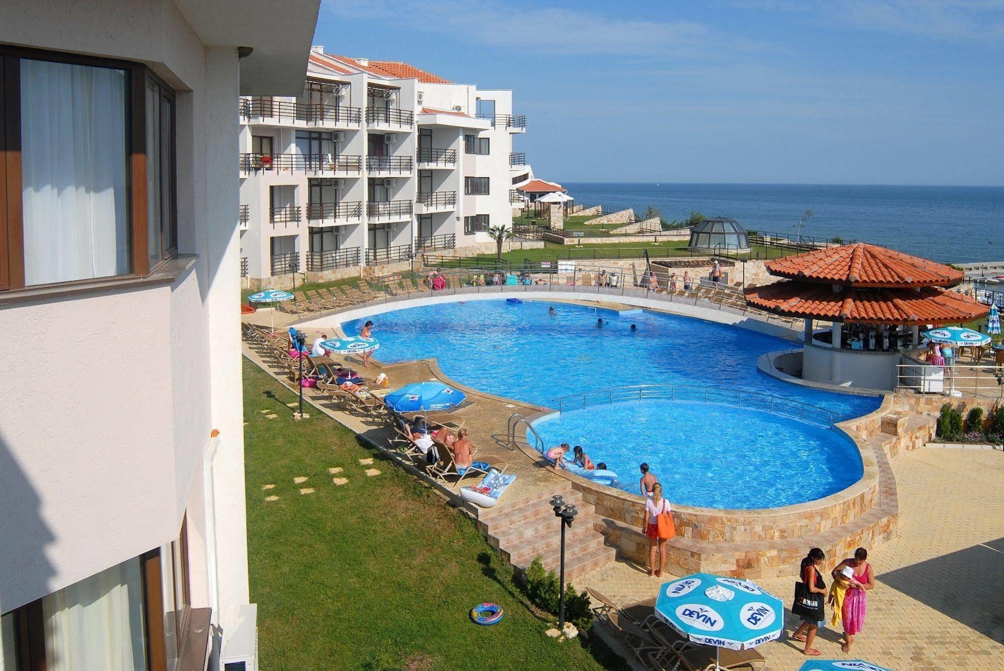 Diamond Apartments Sveti Vlas Exterior photo
