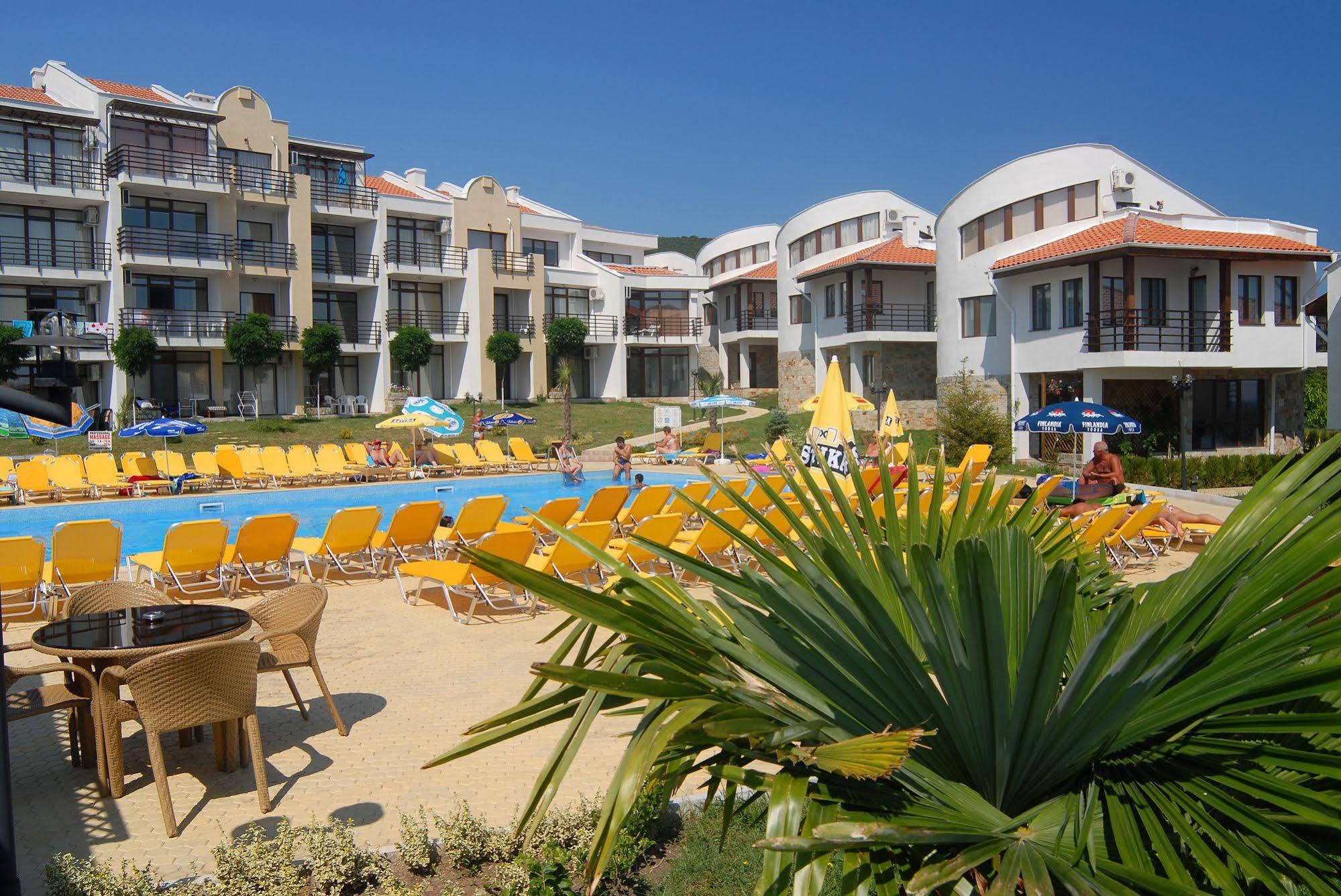 Diamond Apartments Sveti Vlas Exterior photo